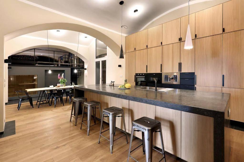 Design Loft 2 Minutes To Wenceslas Square Прага Экстерьер фото