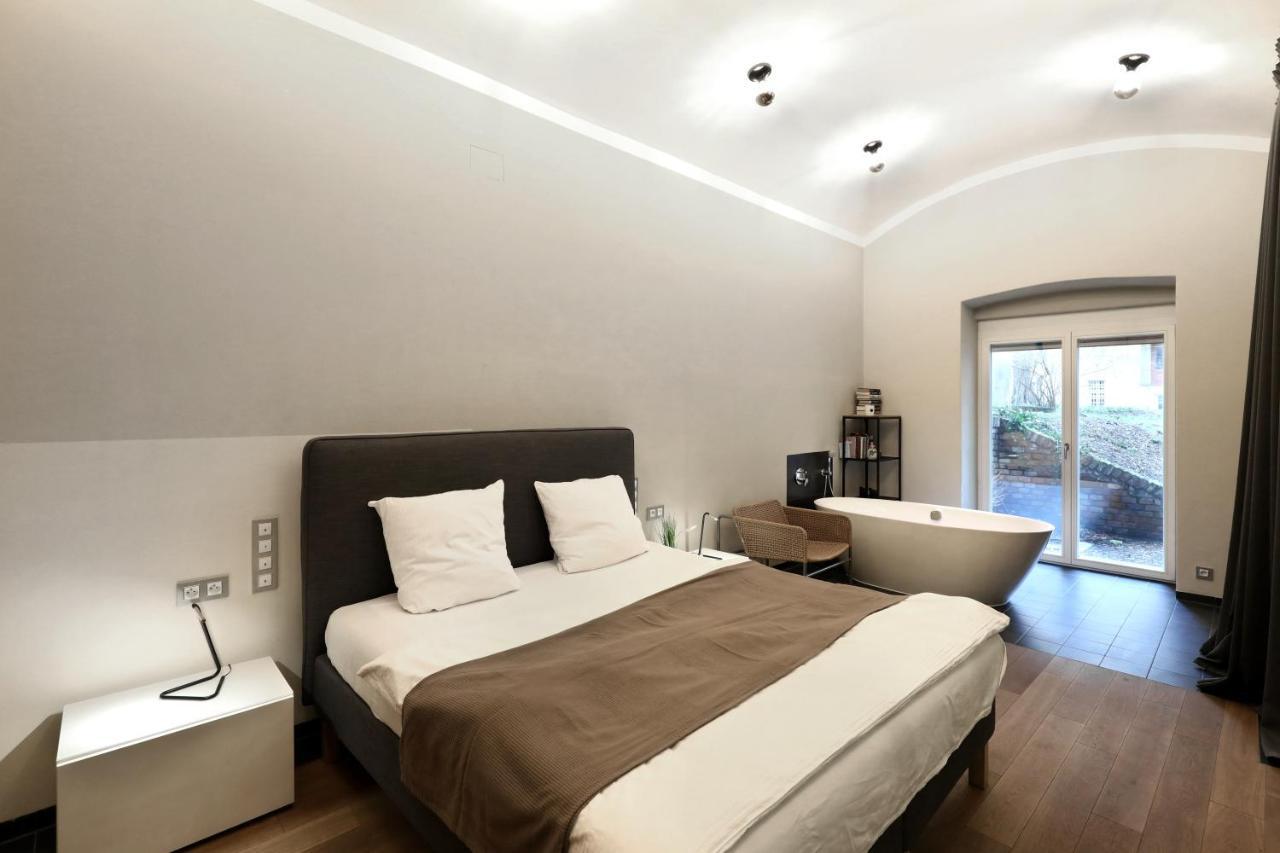 Design Loft 2 Minutes To Wenceslas Square Прага Экстерьер фото